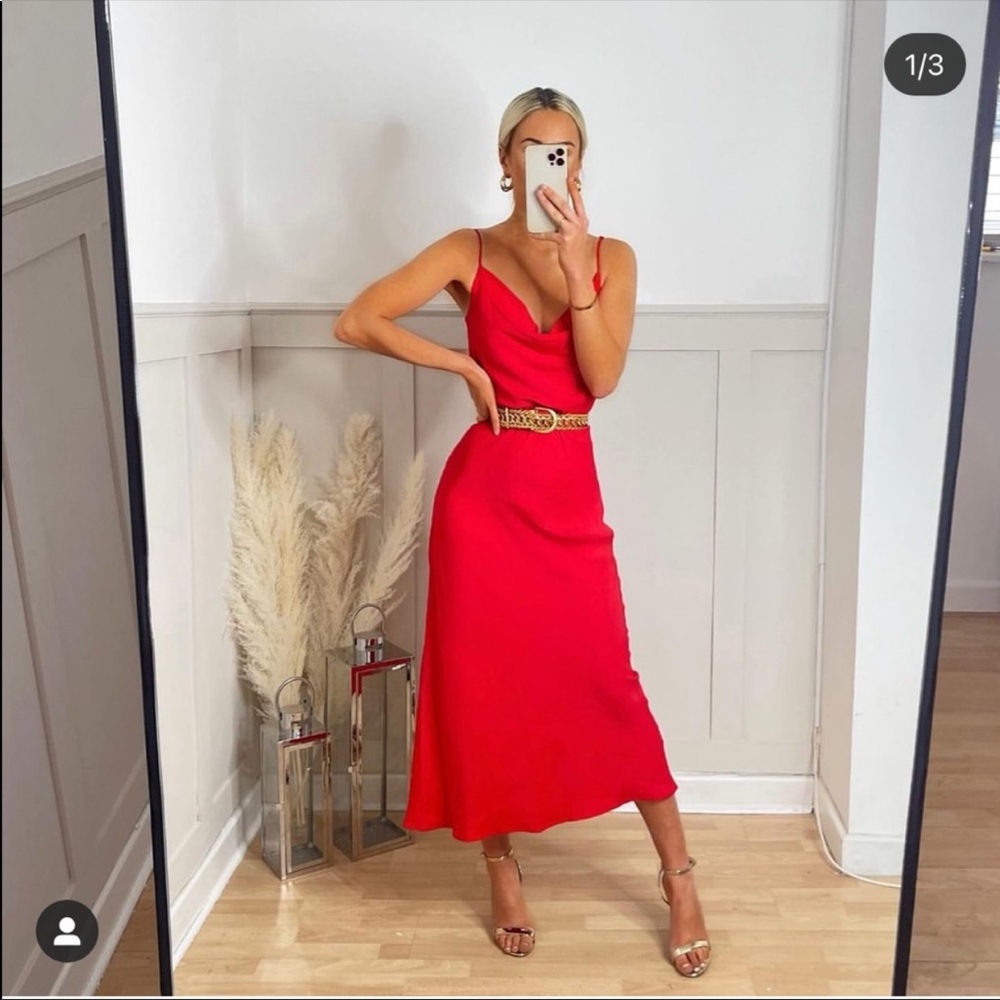 Zara satin dress bloggers fav - Picture 2 of 16